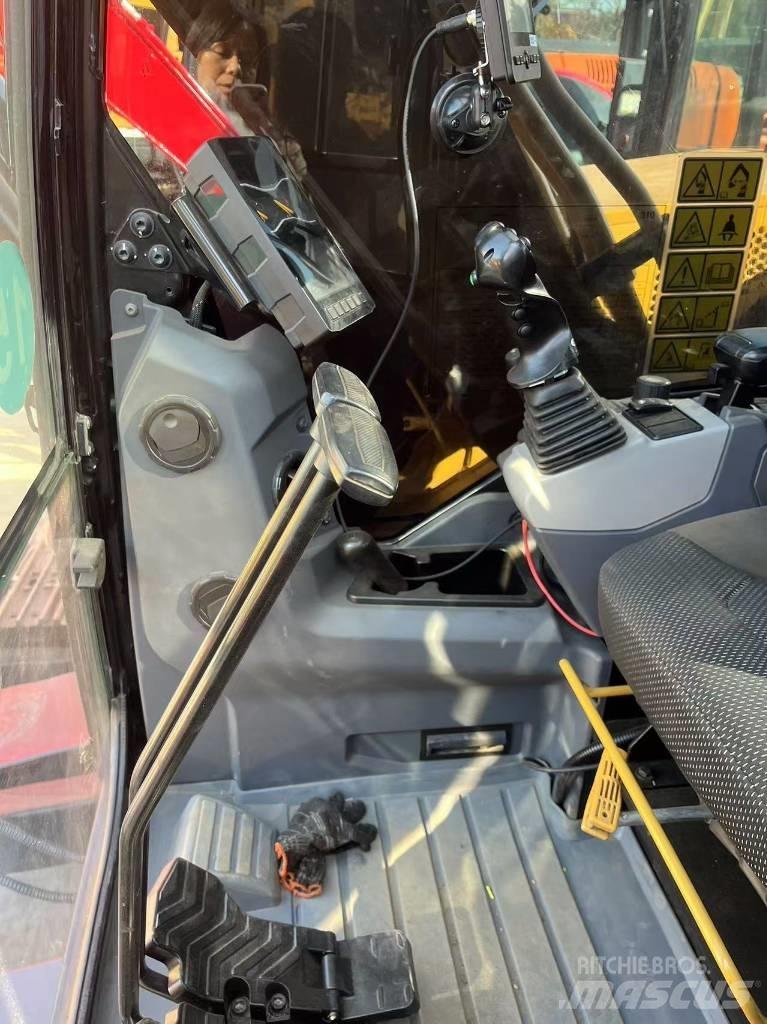CAT 310 Гусеничные экскаваторы