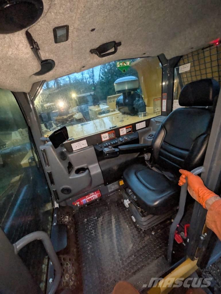 Bell TC11A Гусеничные самосвалы