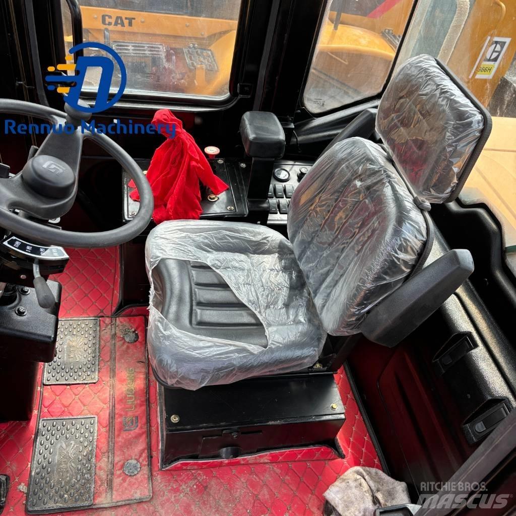 CAT 950 H Фронтальные погрузчики