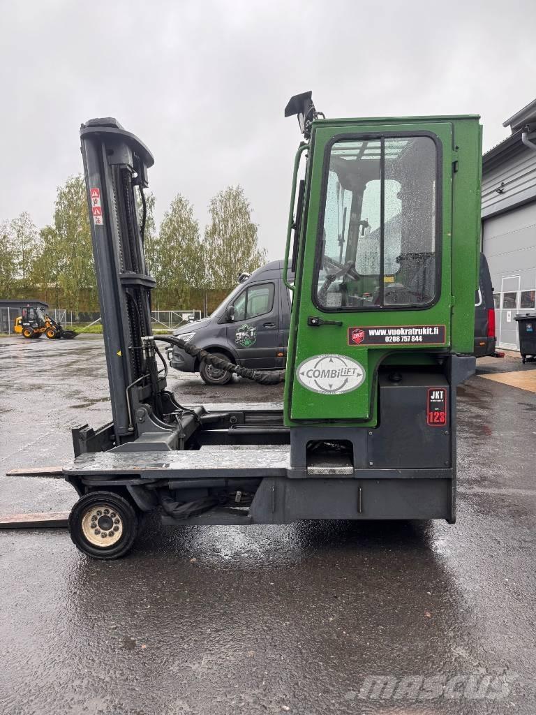 Combilift C 4000 4-x ходовые ричтраки