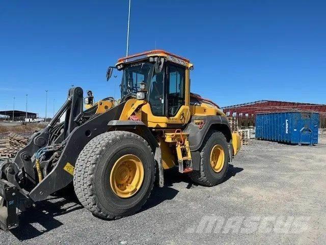 Volvo L 120 H Фронтальные погрузчики