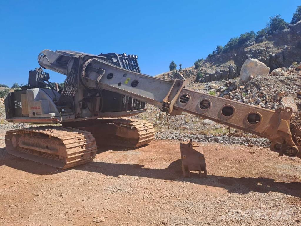 Gradall XL 4200 III Подземные погрузчики