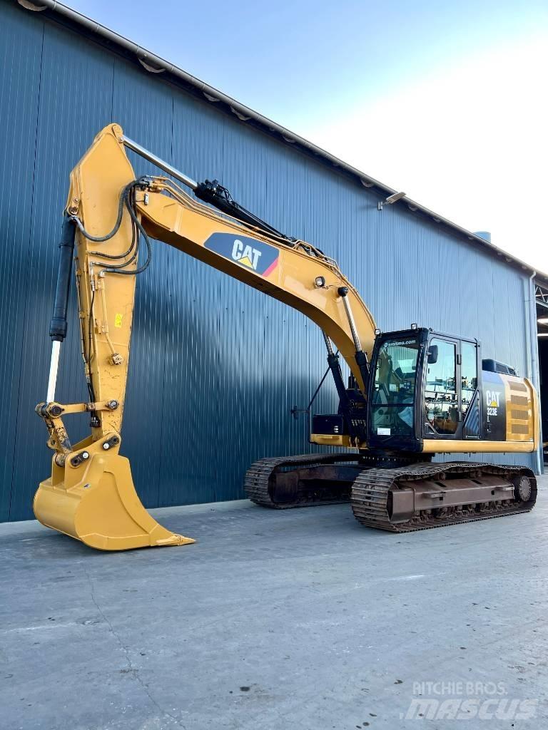 CAT 323E L Гусеничные экскаваторы