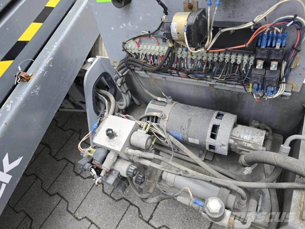 SkyJack SJ 3226 Ножничные подъемники
