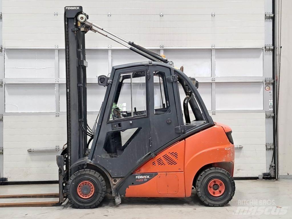 Linde H25D-02 Дизельные погрузчики