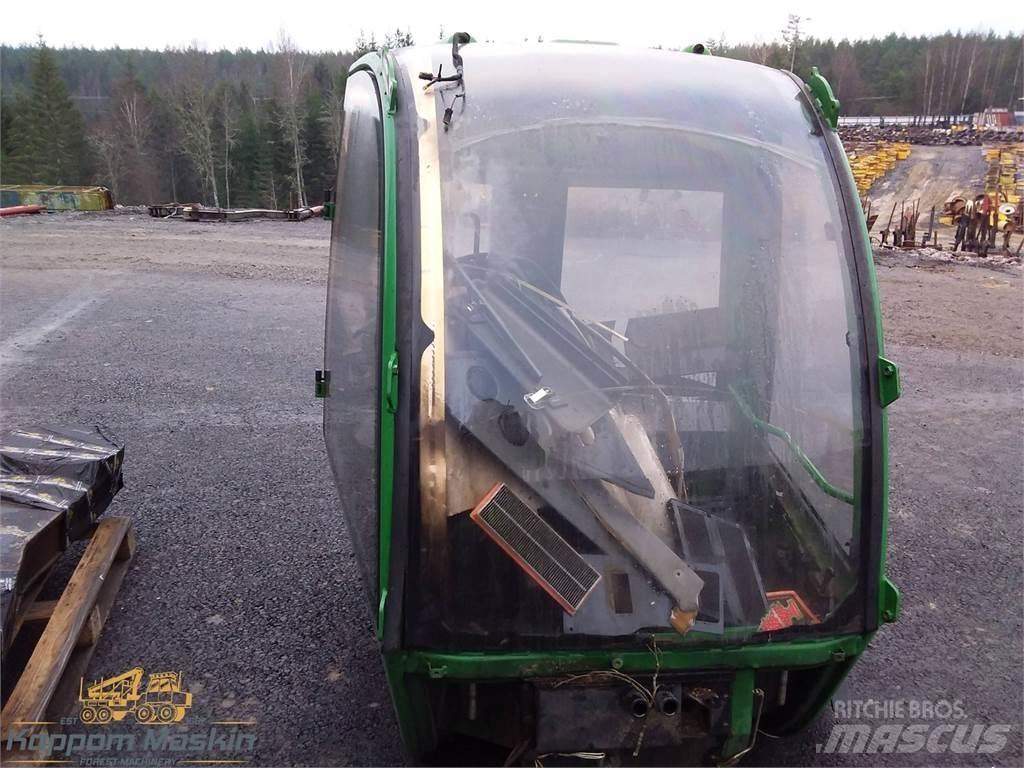 John Deere 1910e Кабины и интерьер