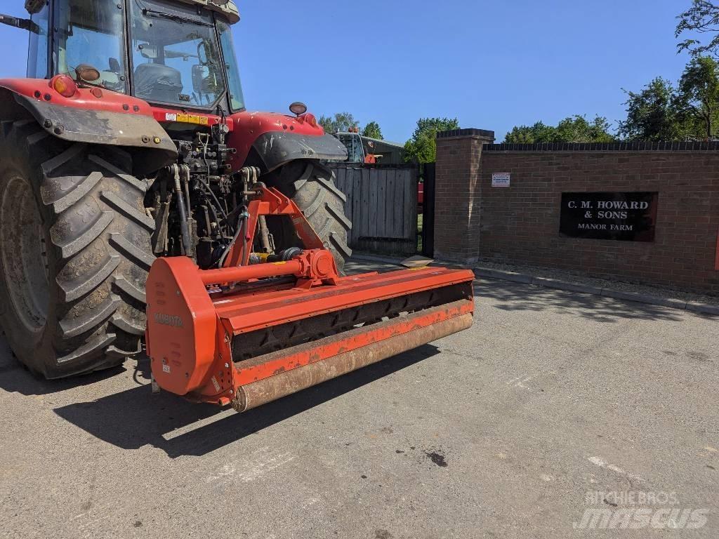 Kubota SE3230 Роторные косилки