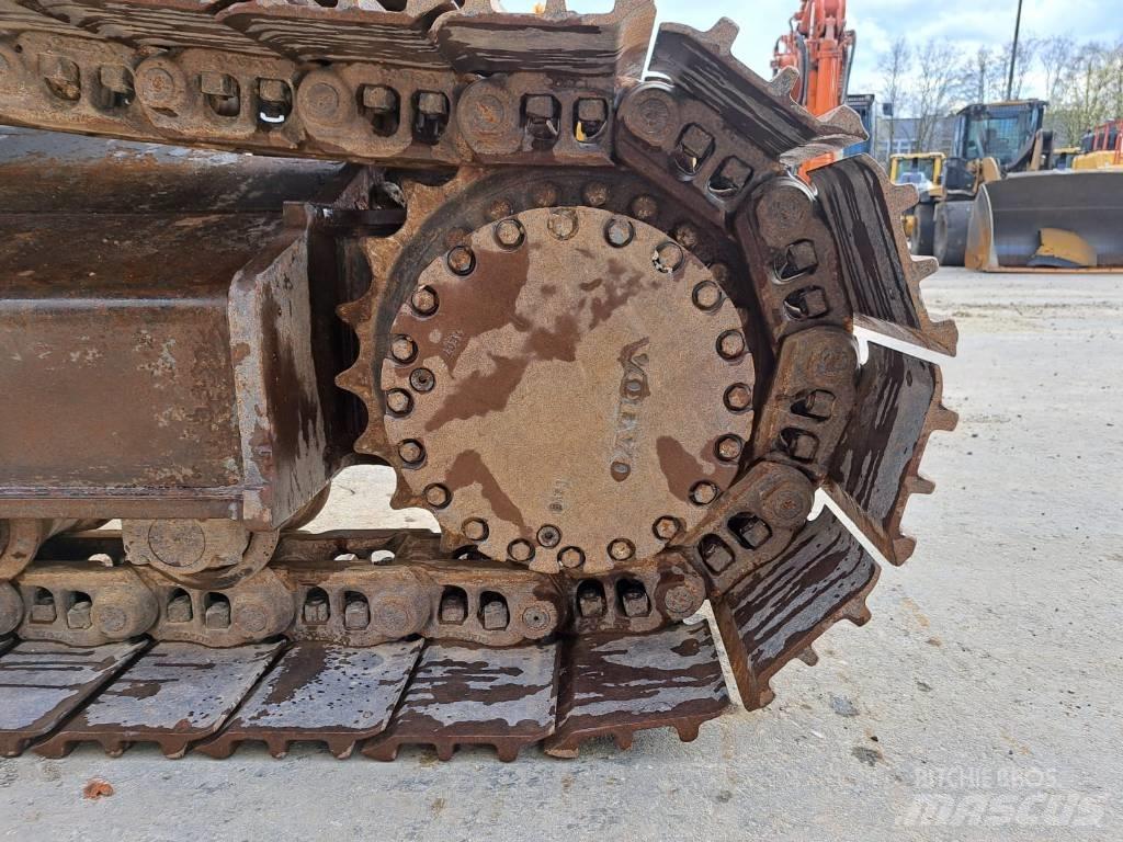 Volvo EC250ENL Гусеничные экскаваторы