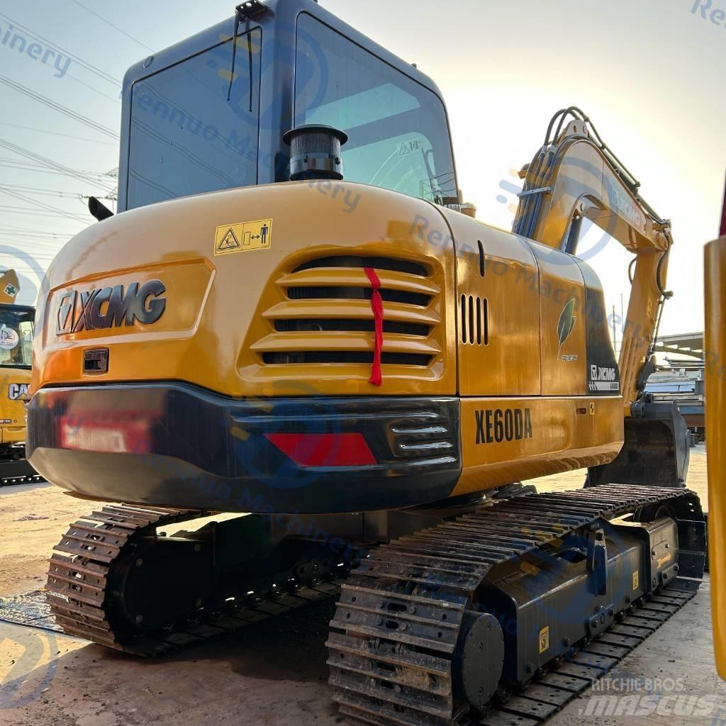 XCMG XE 60 DA Мини-экскаваторы