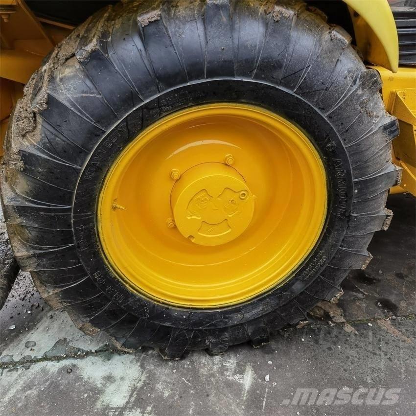 JCB 4CX Экскаваторы-погрузчики