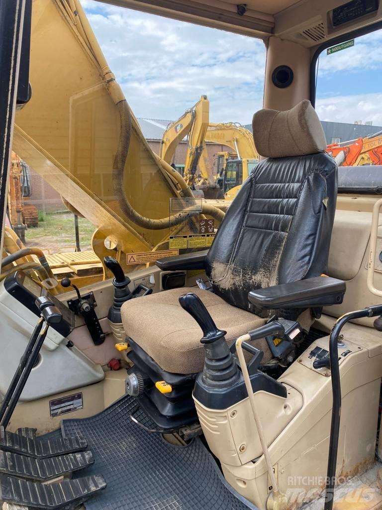 CAT 325 L Гусеничные экскаваторы