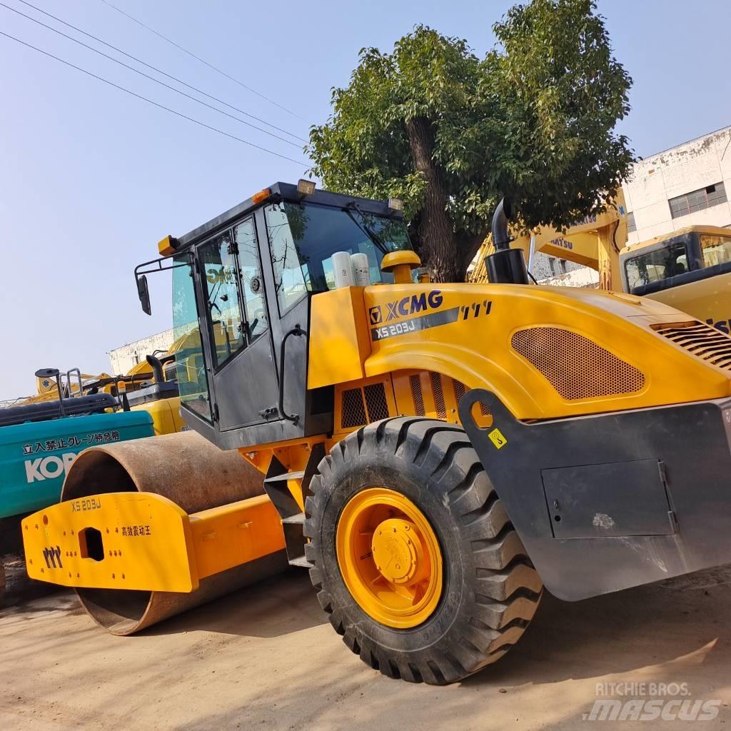 XCMG XS 202J Грунтовые катки