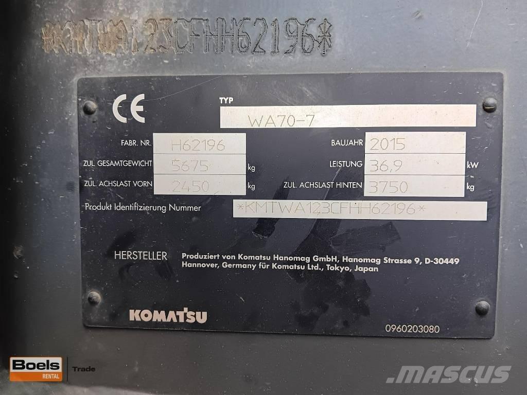 Komatsu WA 70-7 Фронтальные погрузчики
