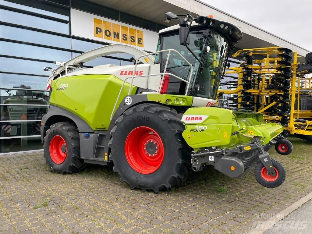 CLAAS Jaguar 960 Самоходные кормоуборочные комбайны