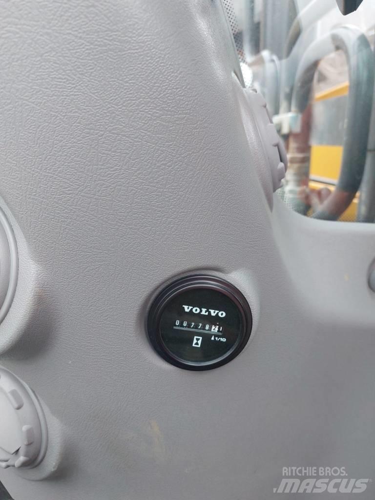 Volvo EC 220 E Гусеничные экскаваторы