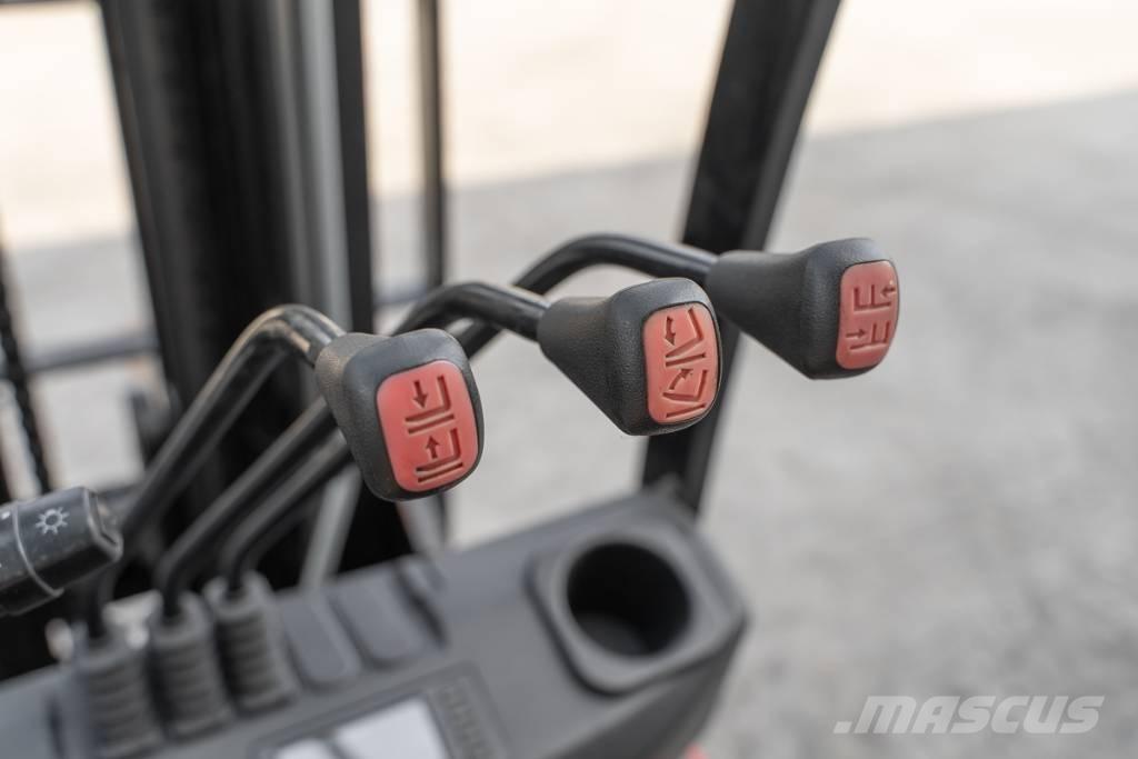 Manitou MI 25 D Дизельные погрузчики