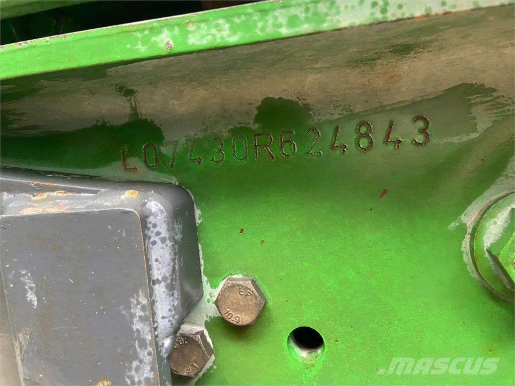 John Deere 7430 Трактора