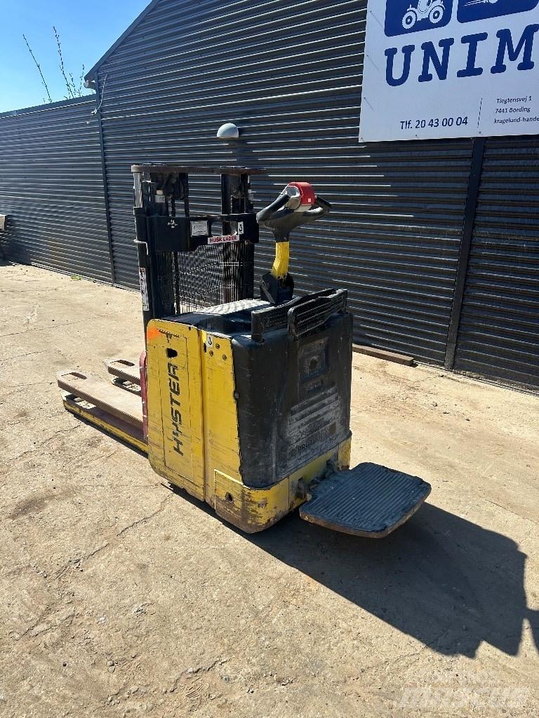 Hyster P 2.0 Самоходные электроштабелёры