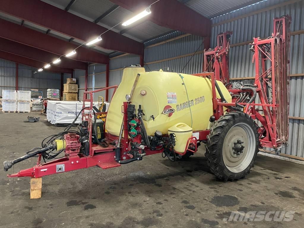 Hardi Ranger 2500 Прицепные опрыскиватели