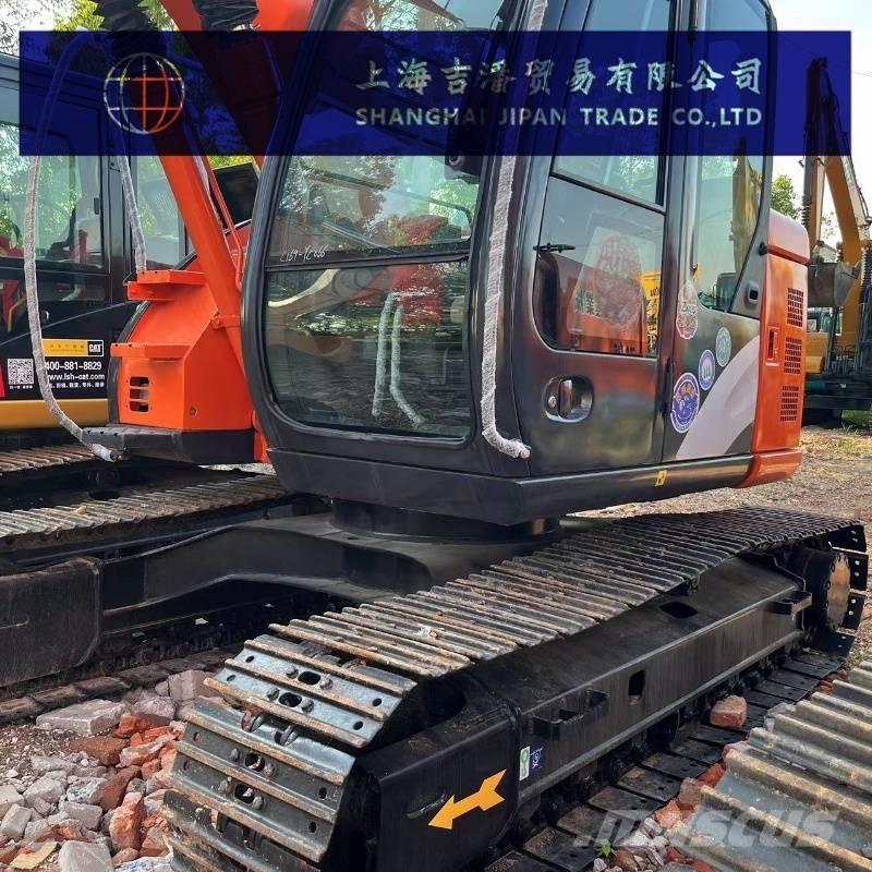 Hitachi ZX 135 Малые экскаваторы 7т-12т