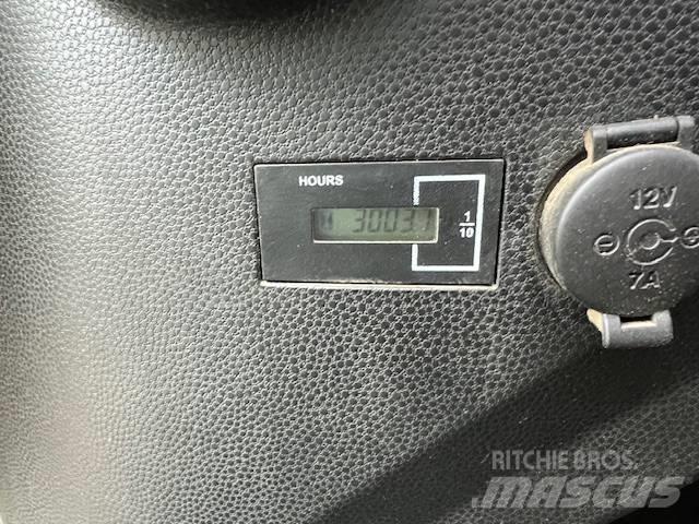 Bobcat E 57 W Колёсные экскаваторы