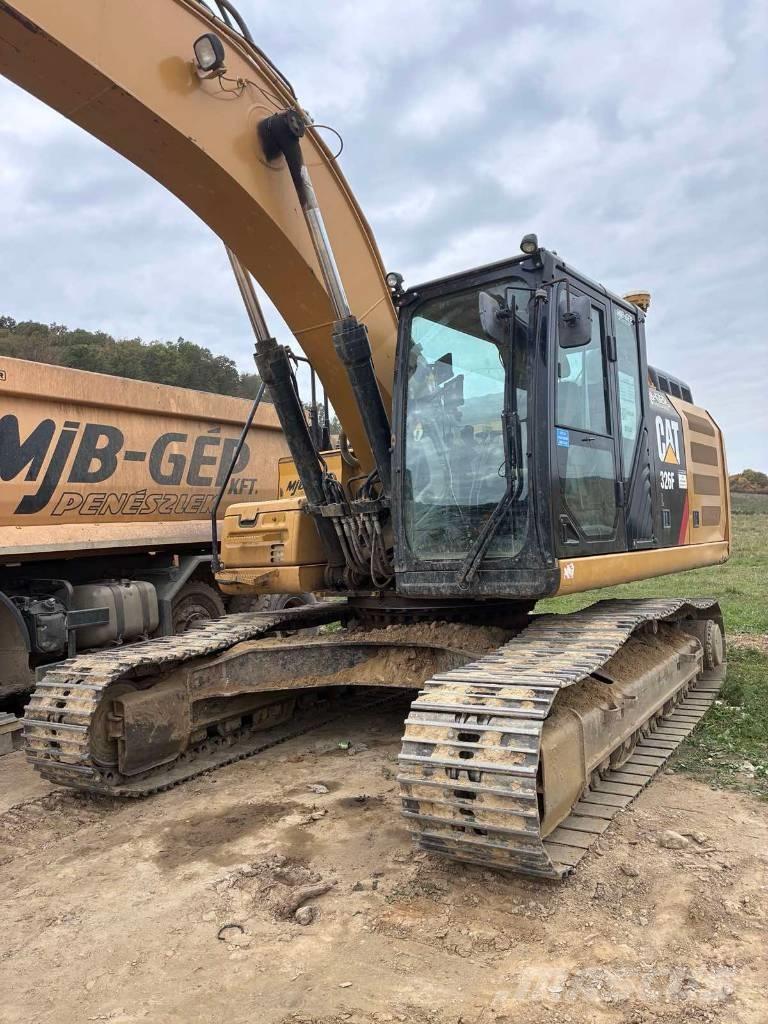CAT 326 F Гусеничные экскаваторы