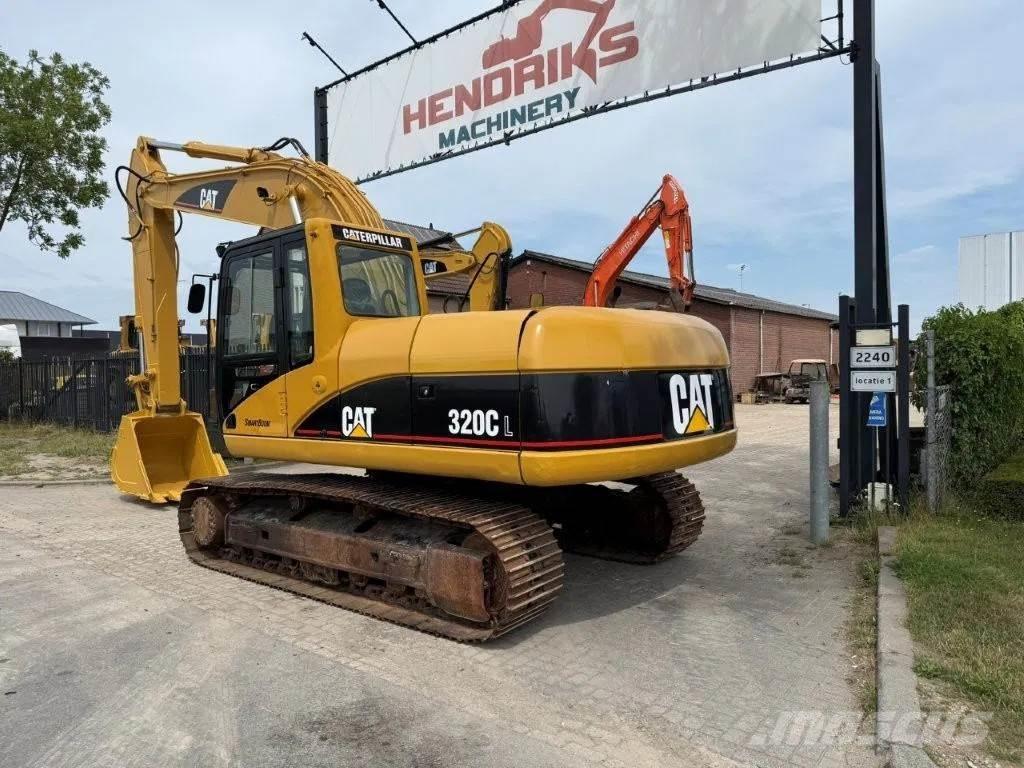 CAT 320CL Гусеничные экскаваторы