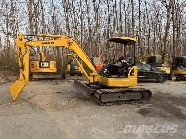 Komatsu Komatsu PC40 Гусеничные экскаваторы