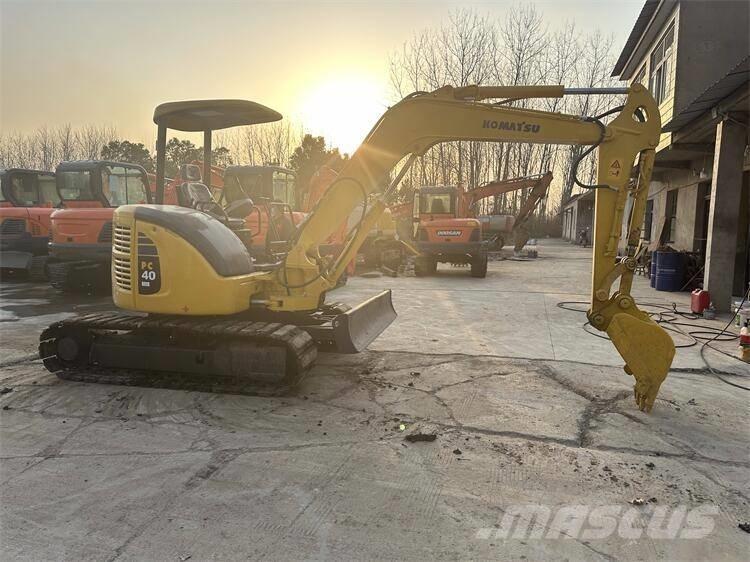 Komatsu Komatsu PC40 Гусеничные экскаваторы
