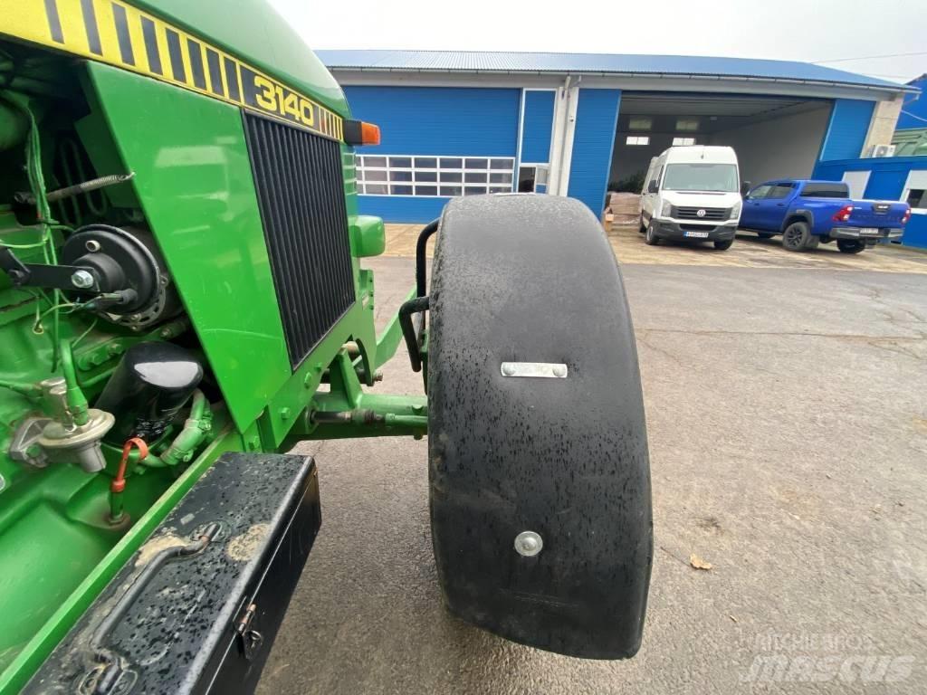 John Deere 3140 Трактора