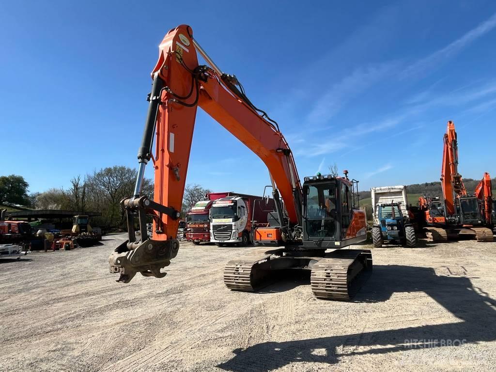 Doosan DX 225 Гусеничные экскаваторы