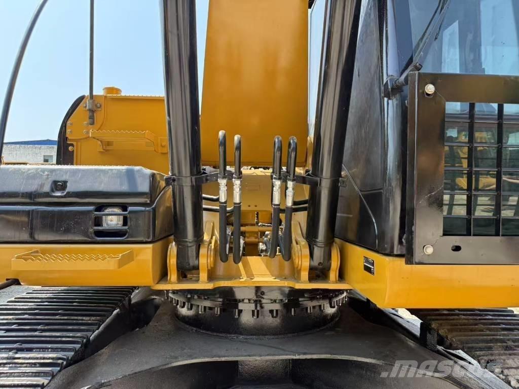 CAT cat320d Гусеничные экскаваторы