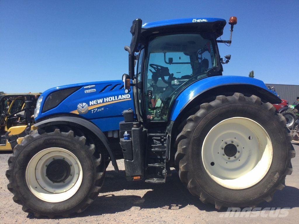 New Holland T7.225 Трактора