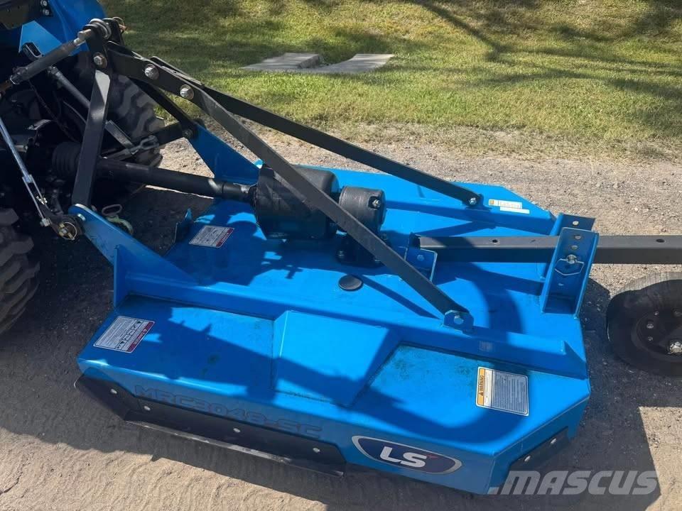 LS XJ2025 Трактора