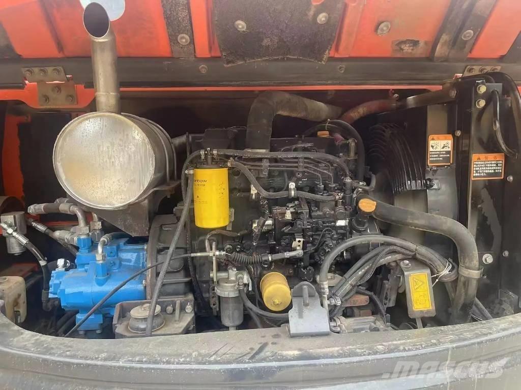 Doosan DX80 Малые экскаваторы 7т-12т