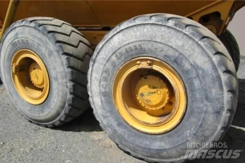 Bell B30D Шарнирно-сочленённые самосвалы