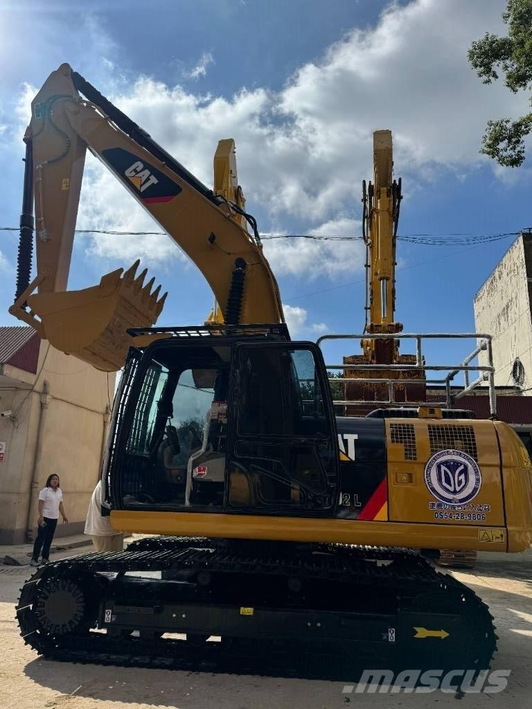 CAT CAT320D Гусеничные экскаваторы