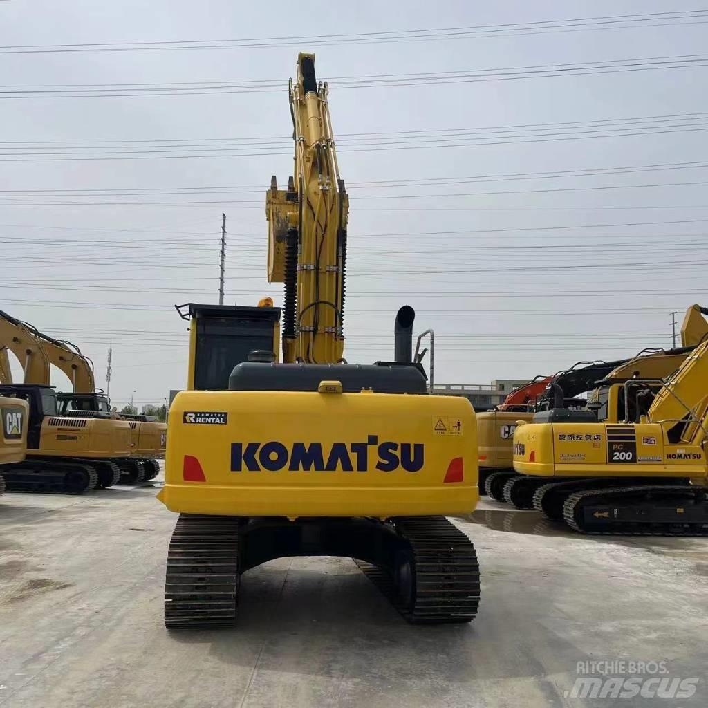 Komatsu PC200 Гусеничные экскаваторы