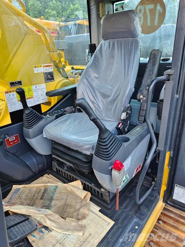 Komatsu PC 400 LC-8 Гусеничные экскаваторы