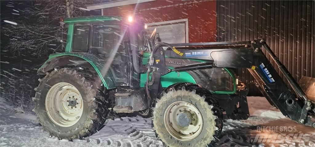 Valtra T182 Трактора