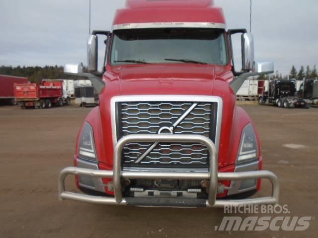 Volvo VNL Специальные грузовики