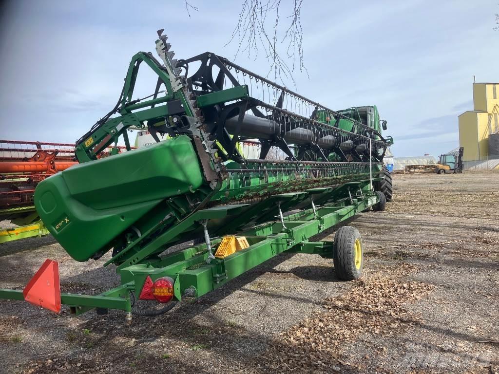 John Deere 670i Зерноуборочные комбайны