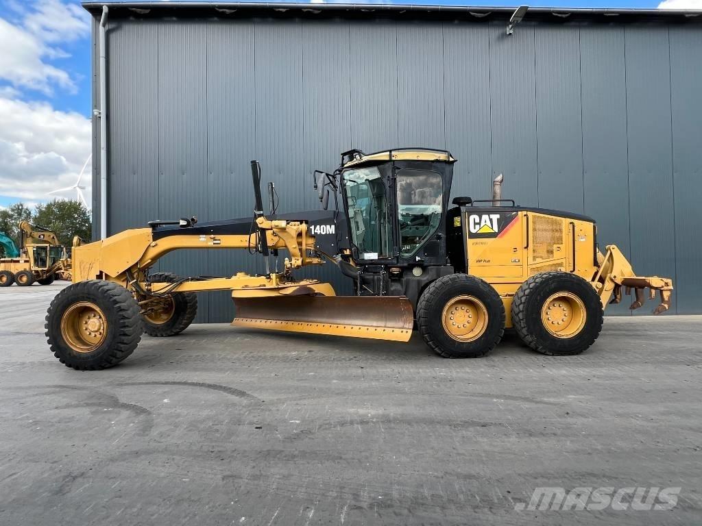 CAT 140M Грейдеры