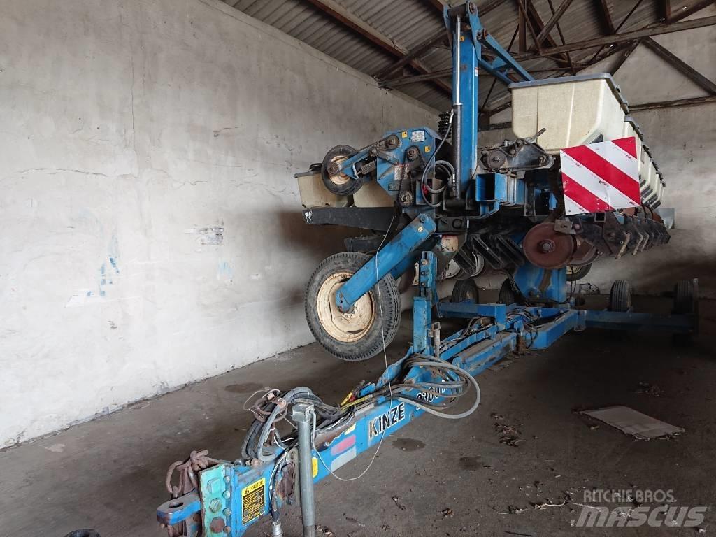 Kinze 2300 Сеялки точного высева