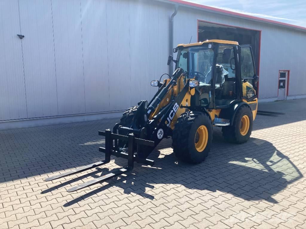 JCB 407 Фронтальные погрузчики