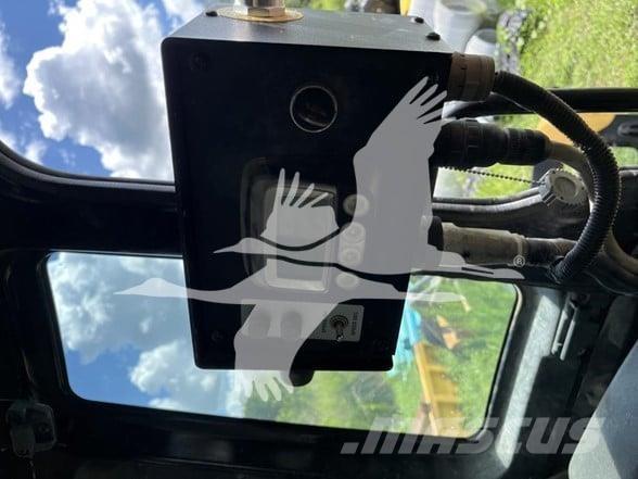 CAT 321D LCR Лесовые мулчеры