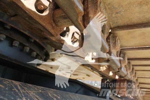 CAT 326FL Гусеничные экскаваторы