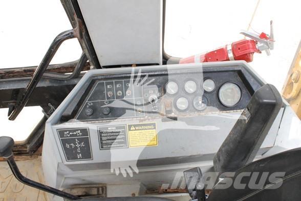 CAT 416B Экскаваторы-погрузчики