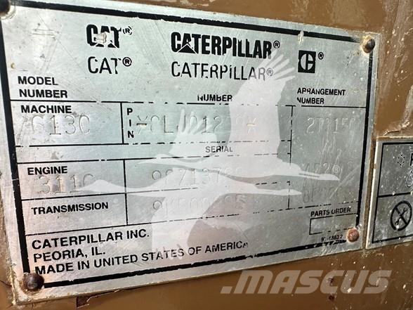 CAT 613C Поливочные машины