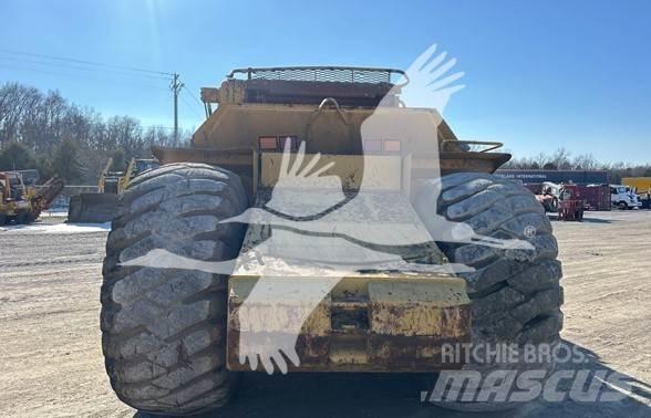 CAT 615C II Скреперы